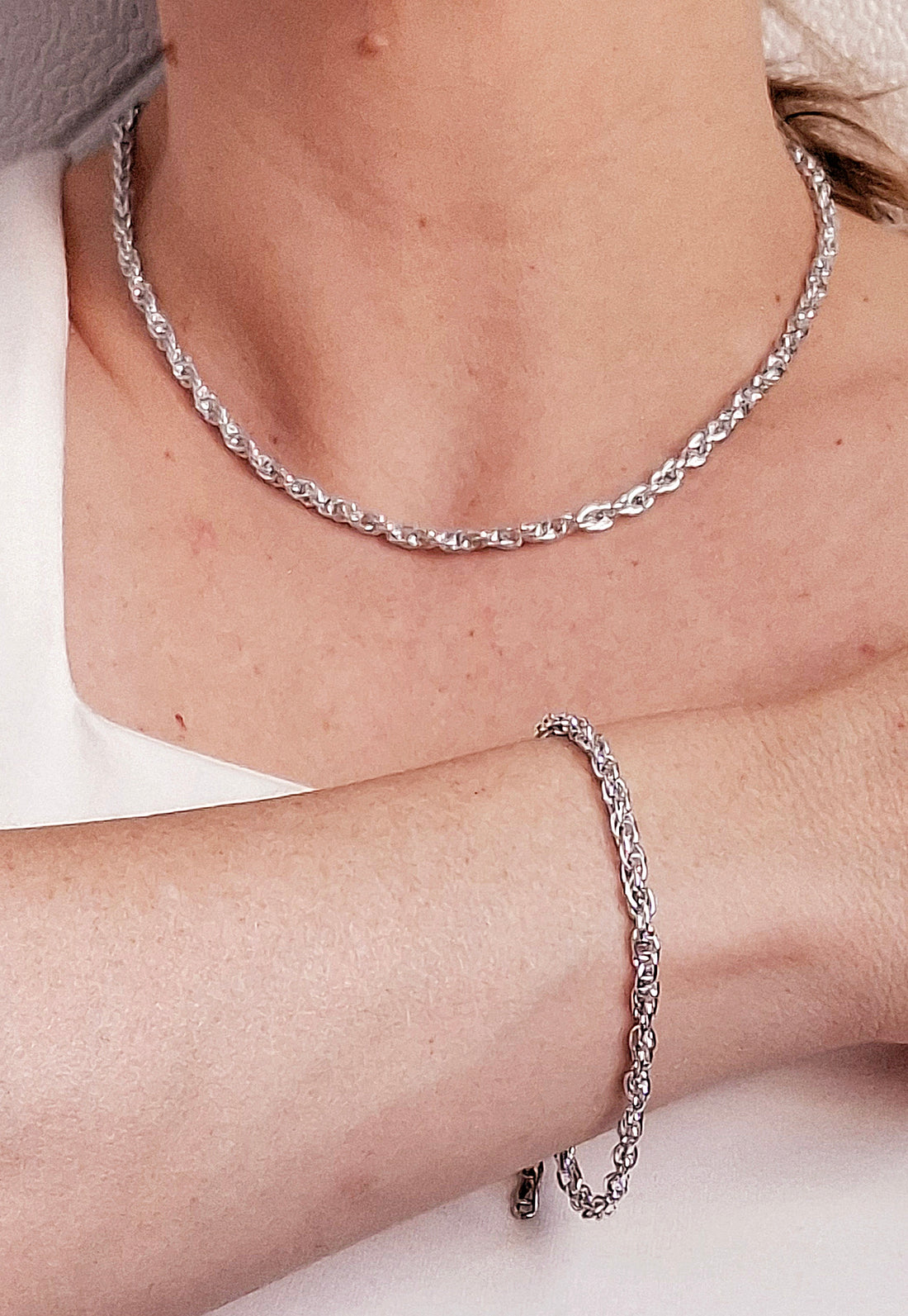 Colar Cartier 40cm Banho Diamante - PRATA