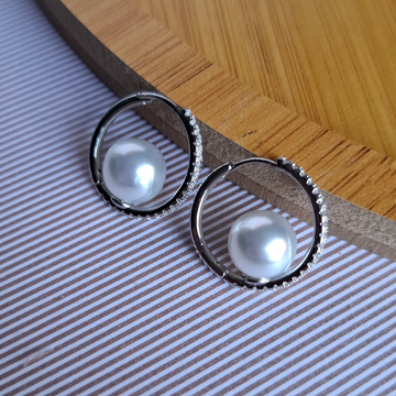 Brinco Argola Zircônias com Pérola Folheado a Prata - PRATA