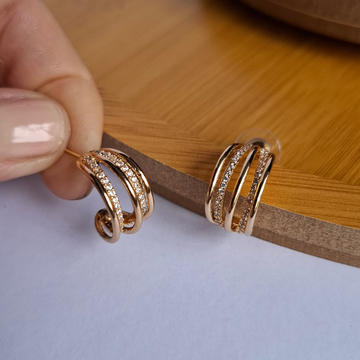 Brinco Zircônias Cravejadas Folheado a Ouro 18K - OURO