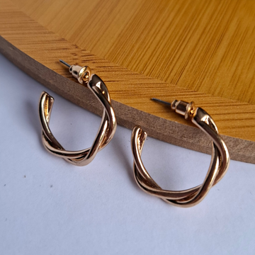Brinco Argola Trançada Folheado a Ouro 18K - OURO
