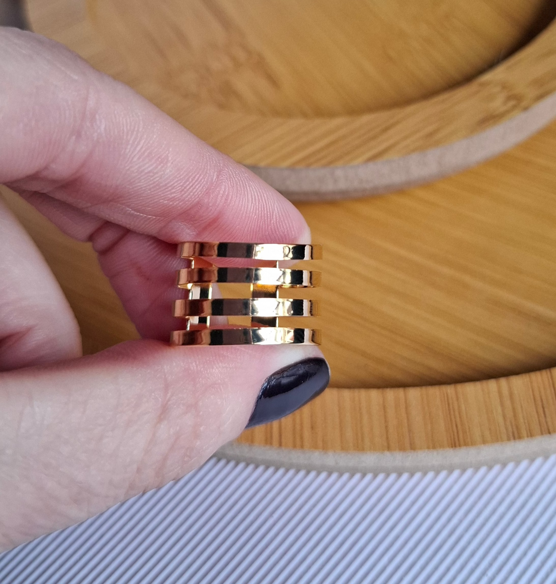 Anel Regulável Chapado Vazado Folheado a Ouro 18K - OURO