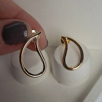 Brinco Gota Vazada Folheado a Ouro 18K - OURO