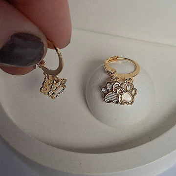 Brinco Argola Click Patinhas Folheado a Ouro 18K - OURO