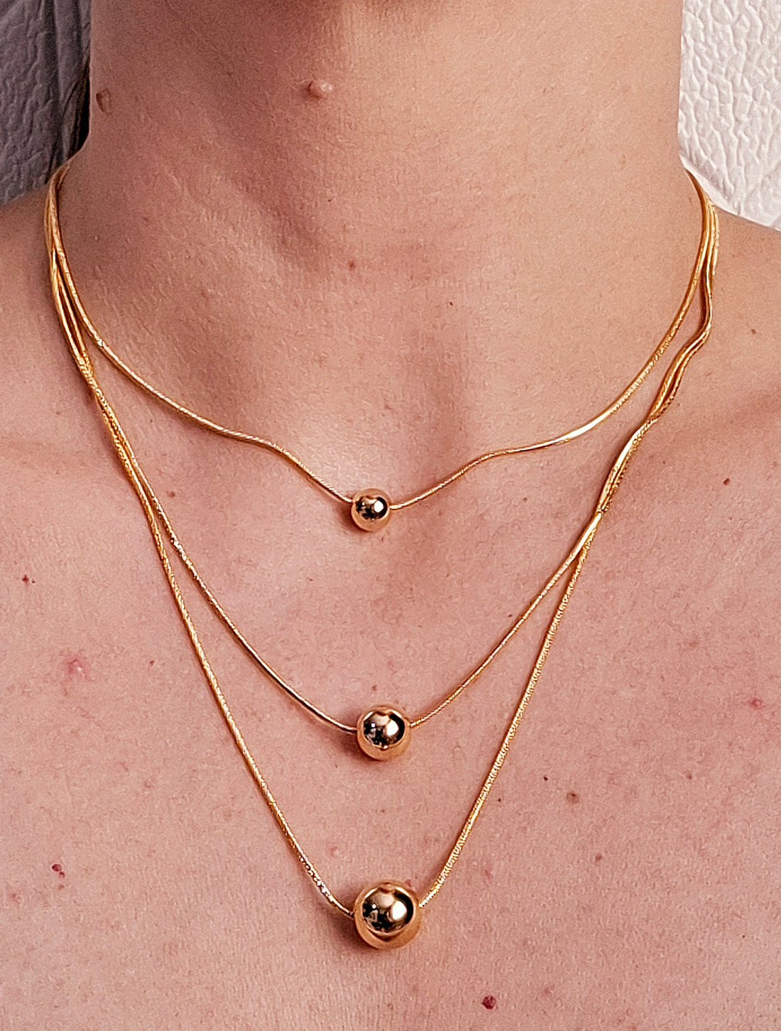 Colar Triplo Esferas 60cm Folheado a Ouro 18K - OURO