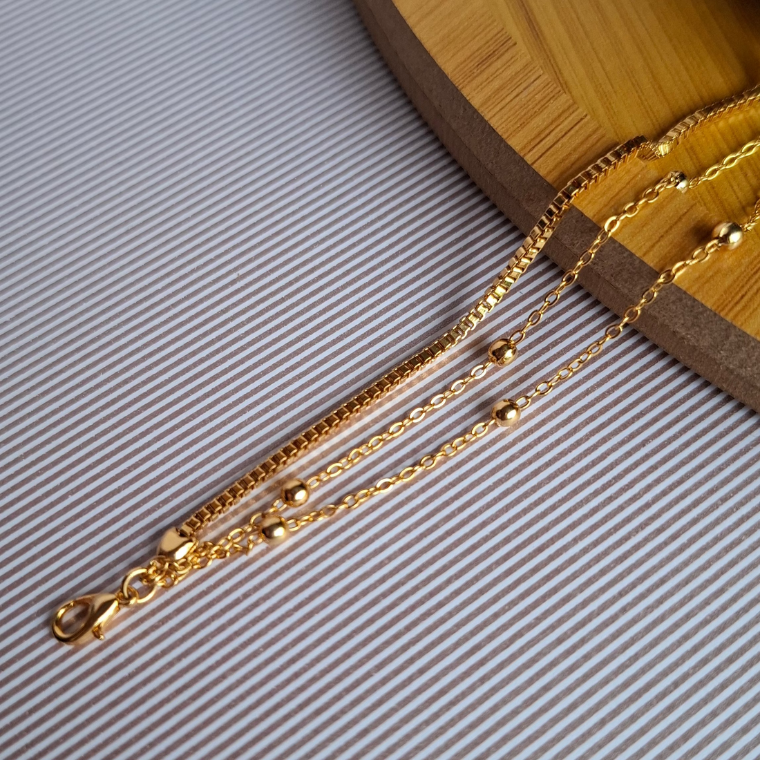 Pulseira Tripla com esferas Folheada a Ouro 18K - OURO