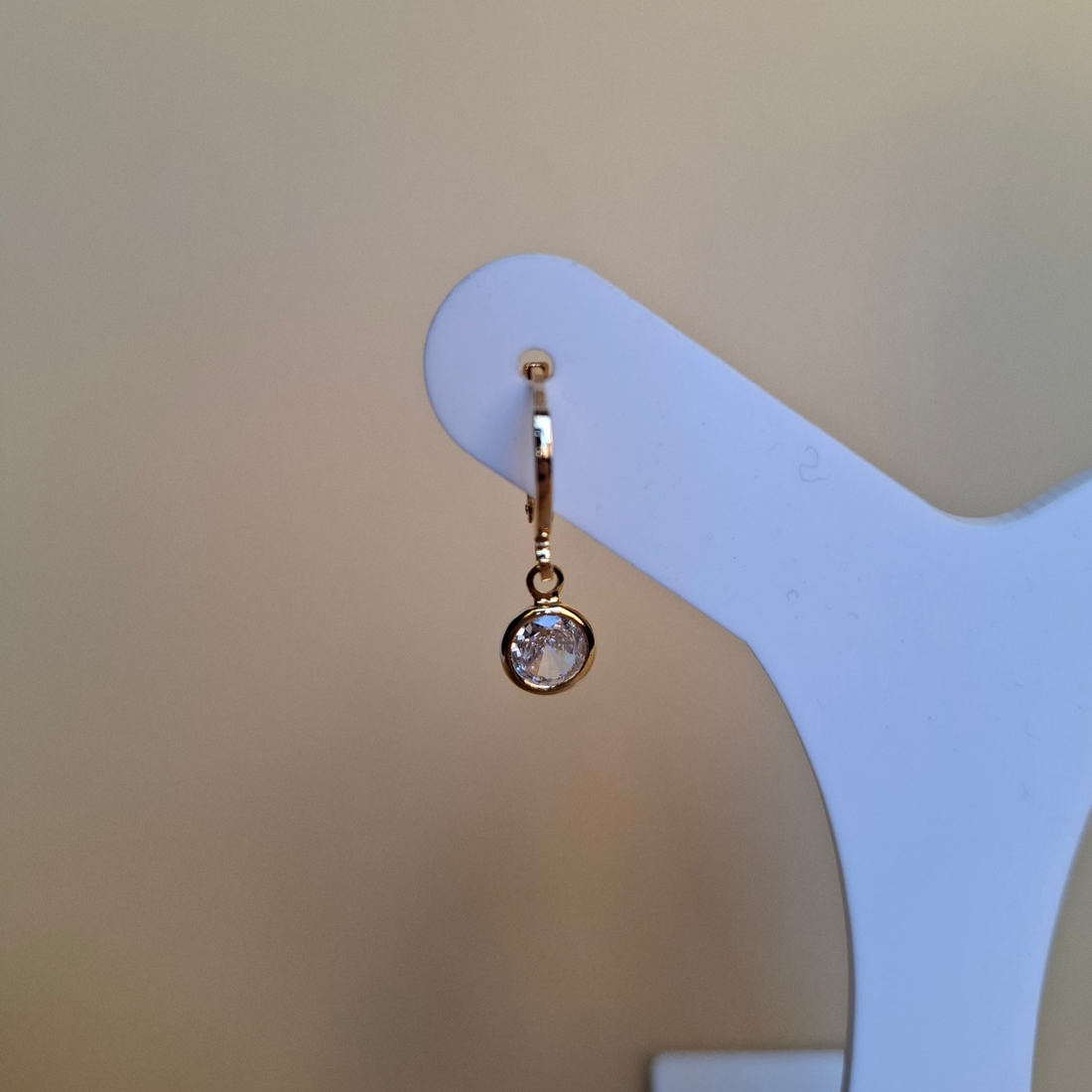 Brinco Argola Click Ponto de Luz Círcular Folheado a Prata - PRATA