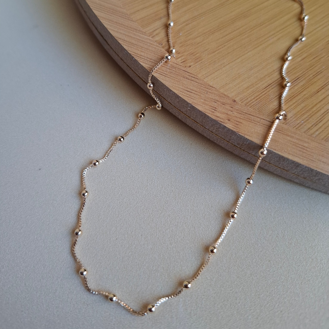 Colar Mini Esferas 40cm Folheado a Ouro 18K - OURO