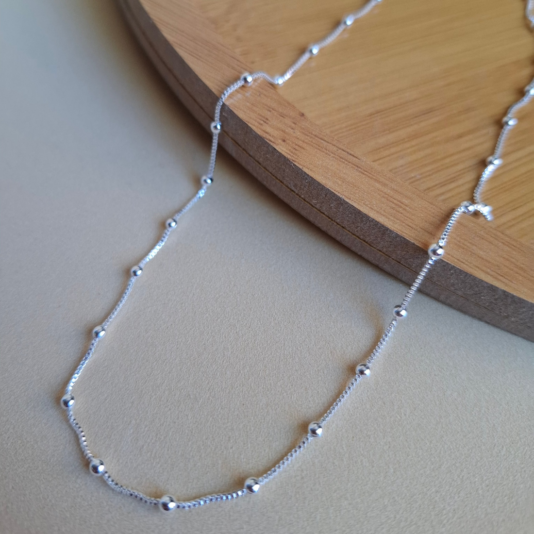 Colar Mini Esferas 40cm Folheado a Prata - PRATA