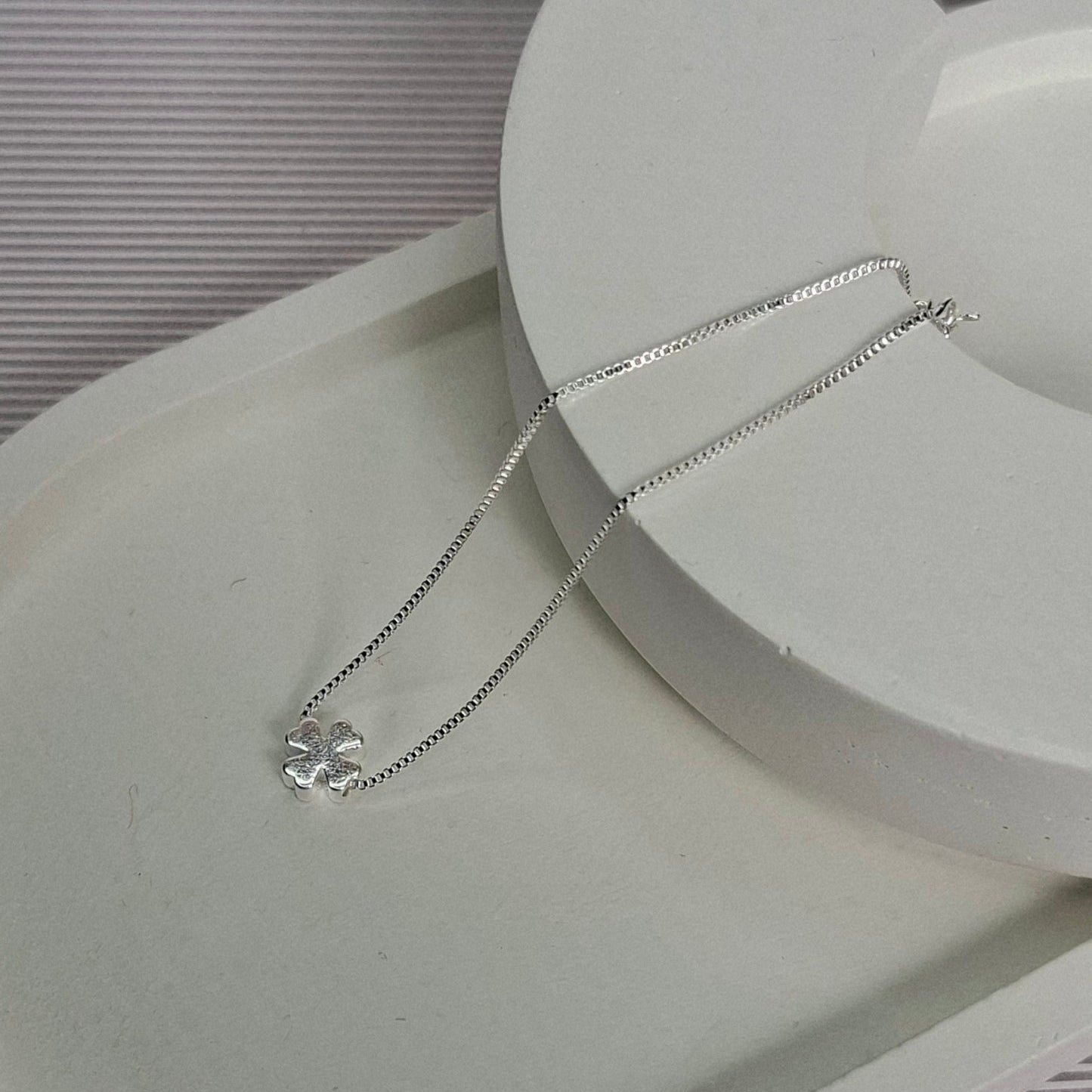 Pulseira Corrente Trevo Folheado a Prata - PRATA
