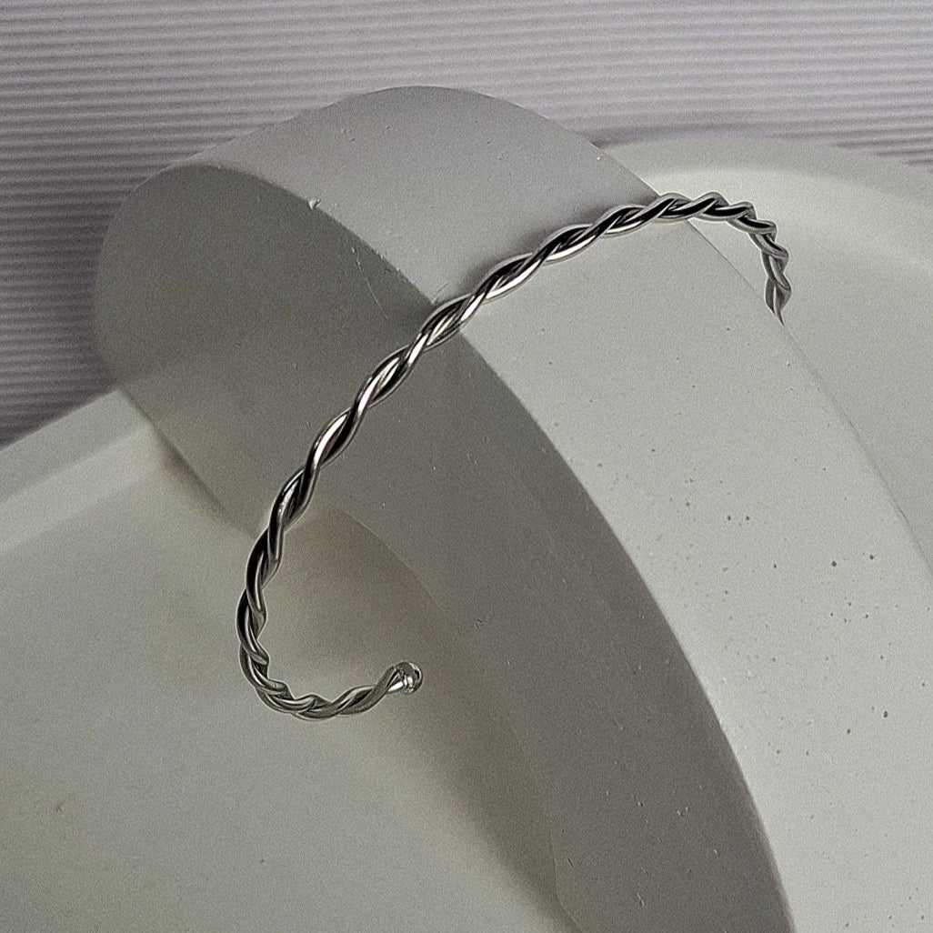 Pulseira Bracelete Inox Torcido