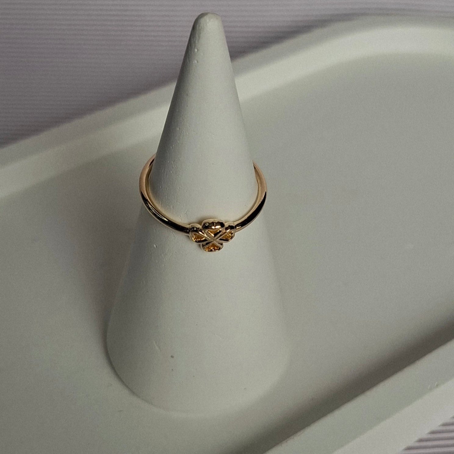 Anel Regulável Trevo 6mm Folheado a Ouro 18K - OURO