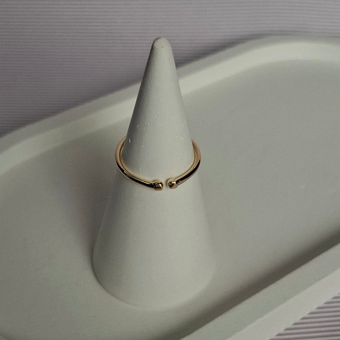 Anel Regulável Trevo 6mm Folheado a Ouro 18K - OURO
