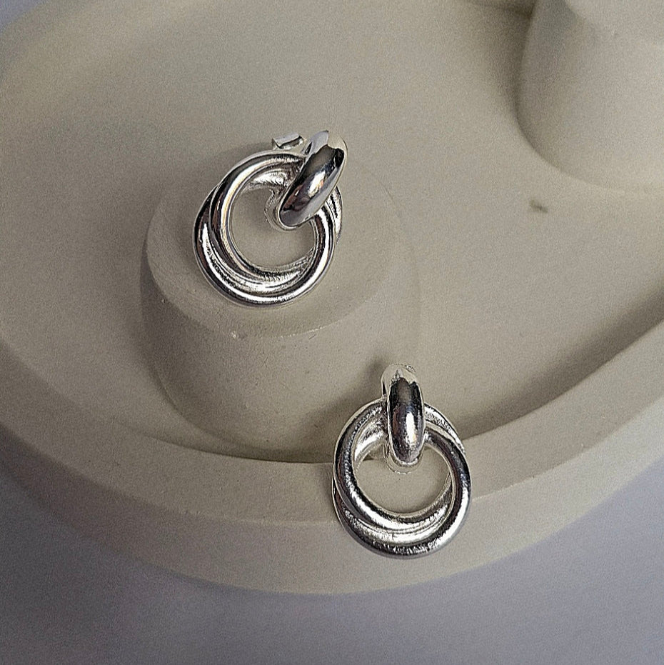 Brinco 2 Elos 13mm Folheado a Prata - PRATA