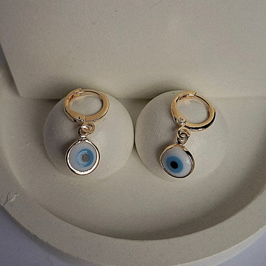 Brinco Argola Click Olho Grego 8mm Folheado a Ouro 18K - OURO